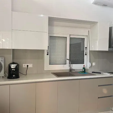 Eirini Apts On The Apartament