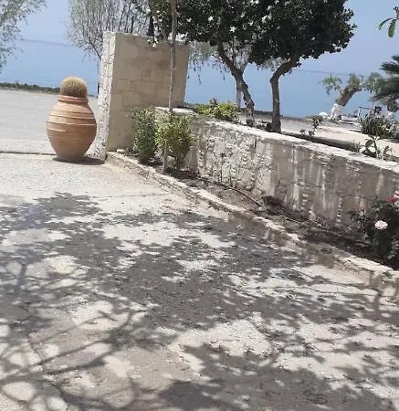 Eirini Apts On The Psari Forada