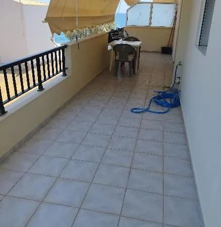 Apartament Eirini Apts On The Psari Forada