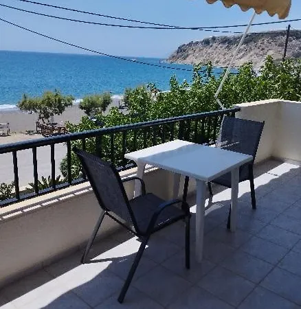 Apartament Eirini Apts On The